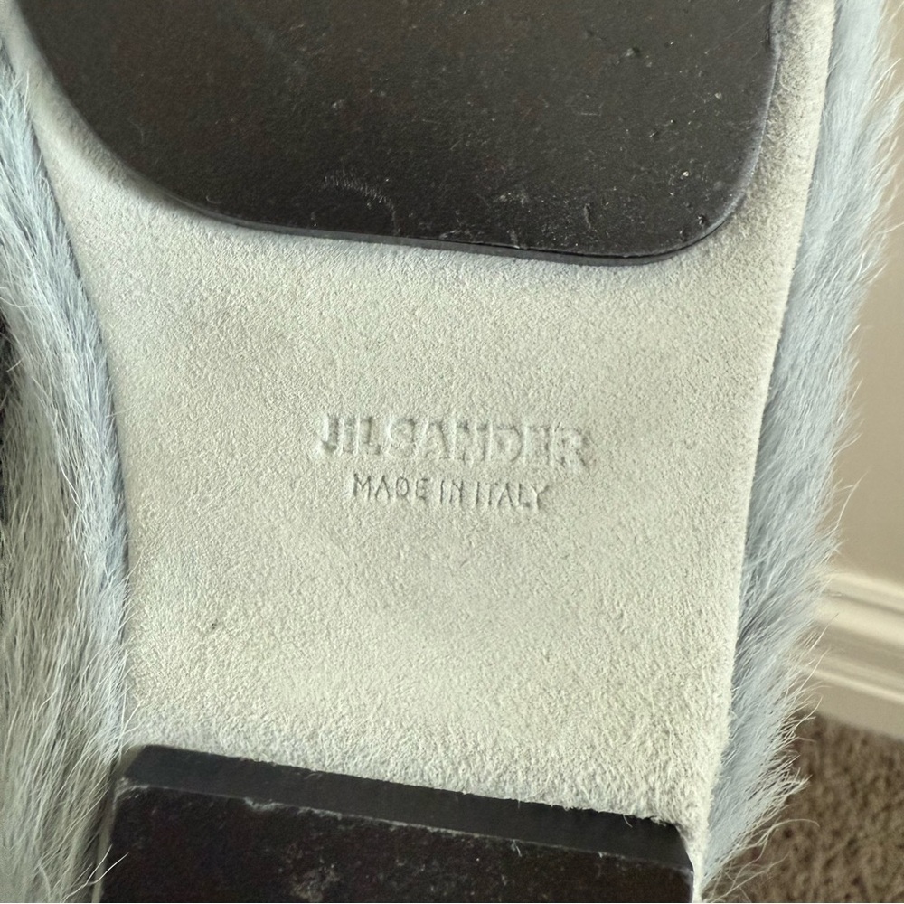 Jil Sander calf hair slipper flutty flats in ice blue - Picture 6 of 7